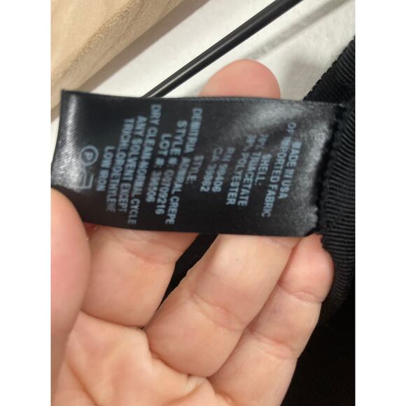 Theory Women's Black Pleated Dress Slacks Sz 8 - Picture 6 of 8